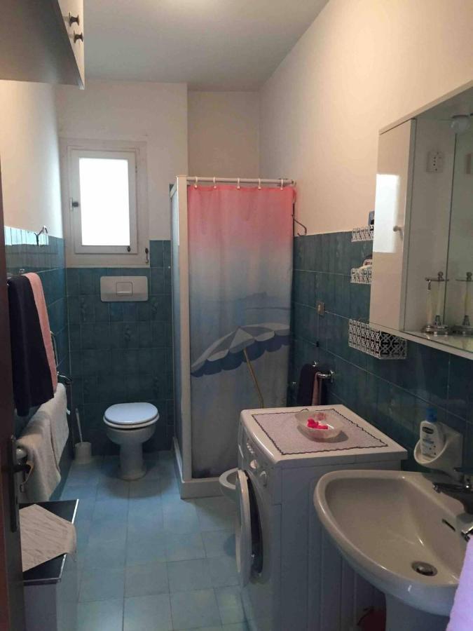 A Due Passi Dal Mare Apartamento Vallecrosia Exterior foto